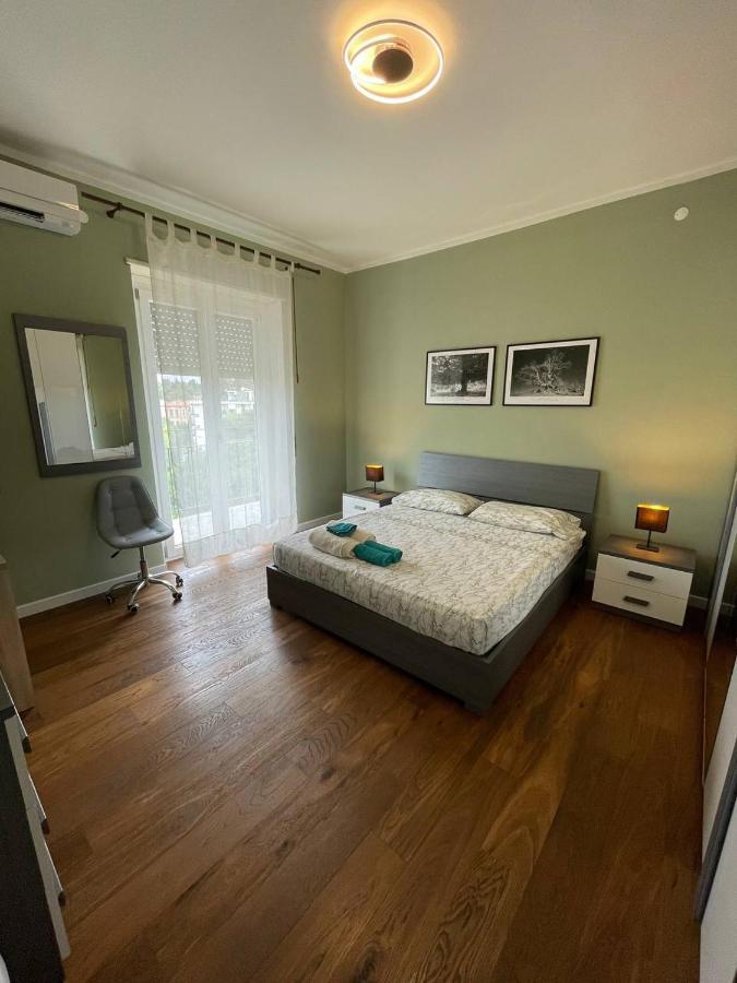 T-Rooms Каляри Екстериор снимка