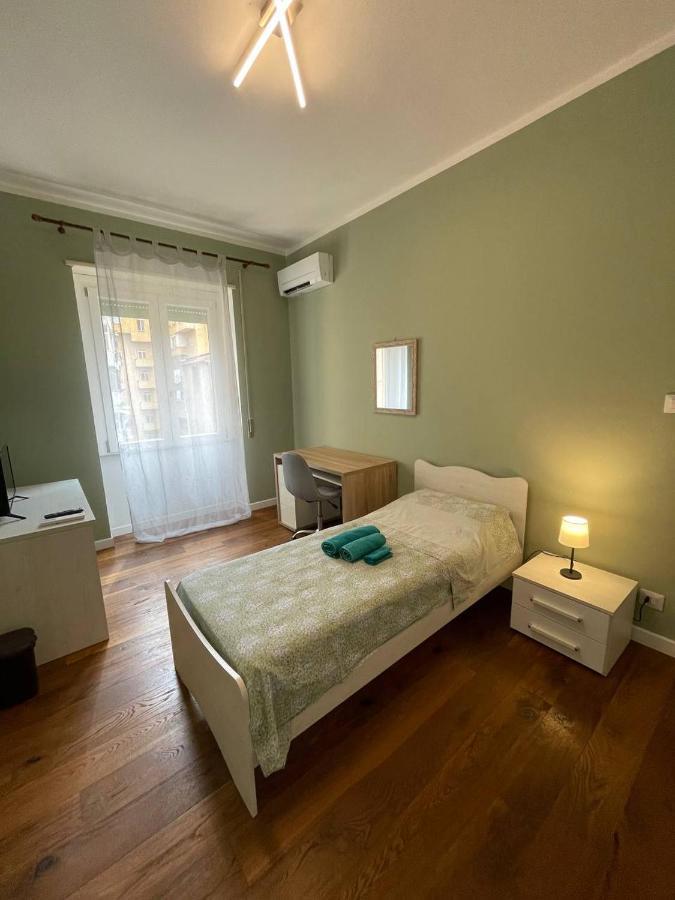 T-Rooms Каляри Екстериор снимка