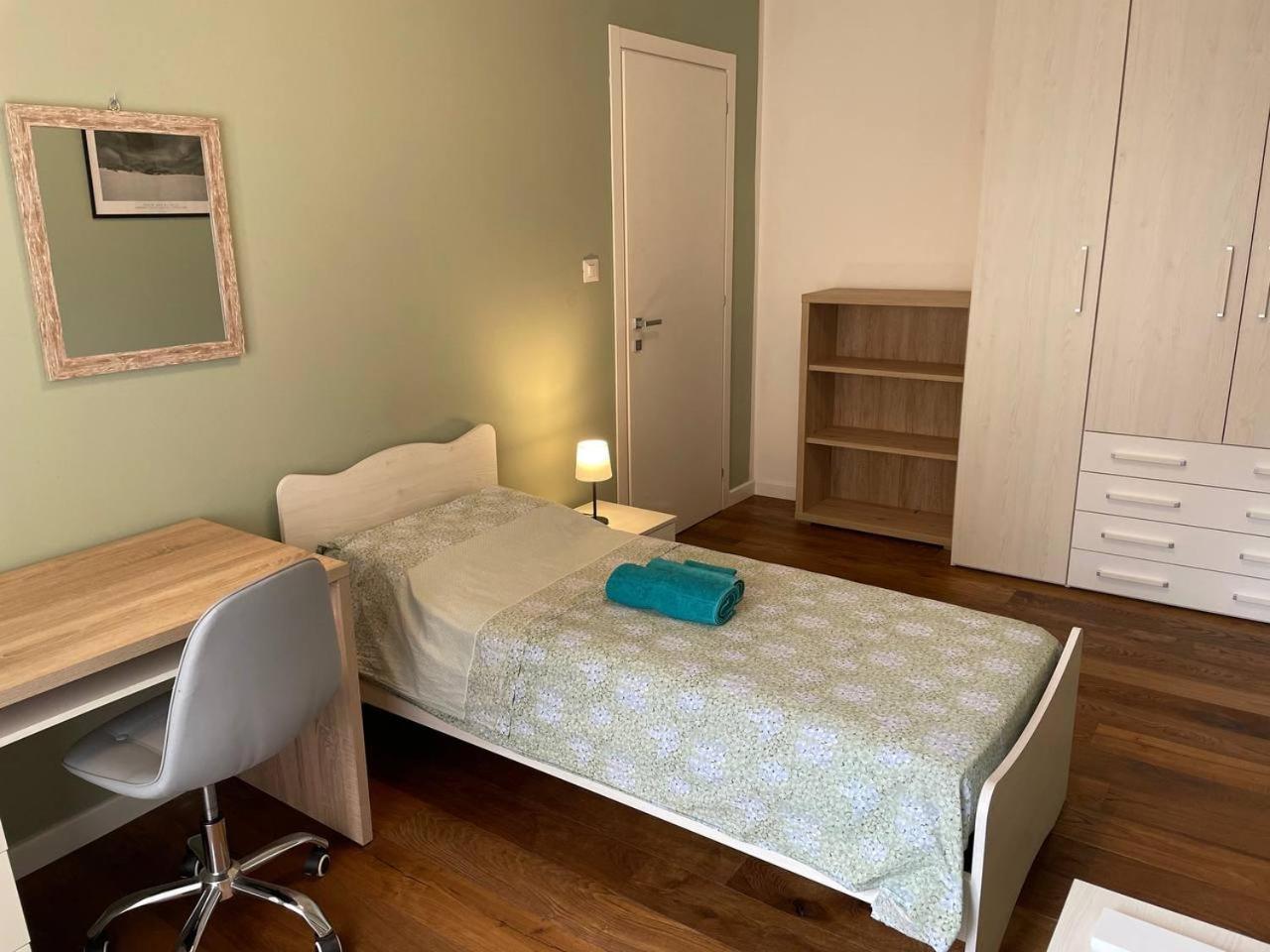 T-Rooms Каляри Екстериор снимка