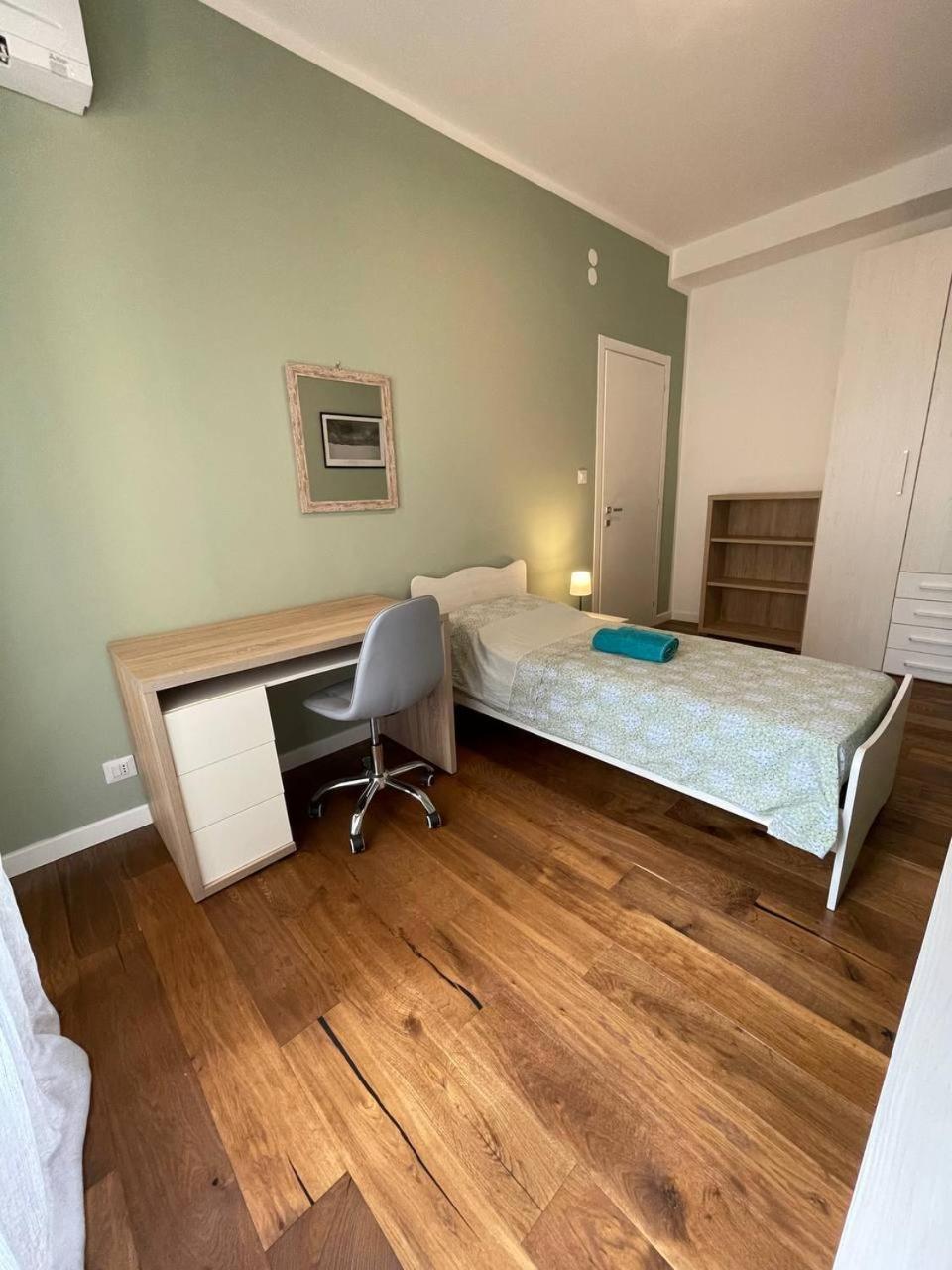 T-Rooms Каляри Екстериор снимка